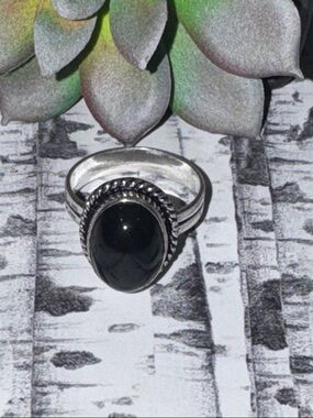 Silver Onyx Ring